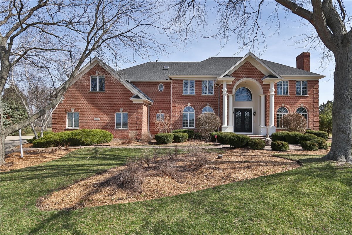 5n523 E Lakeview Circle Property Photo