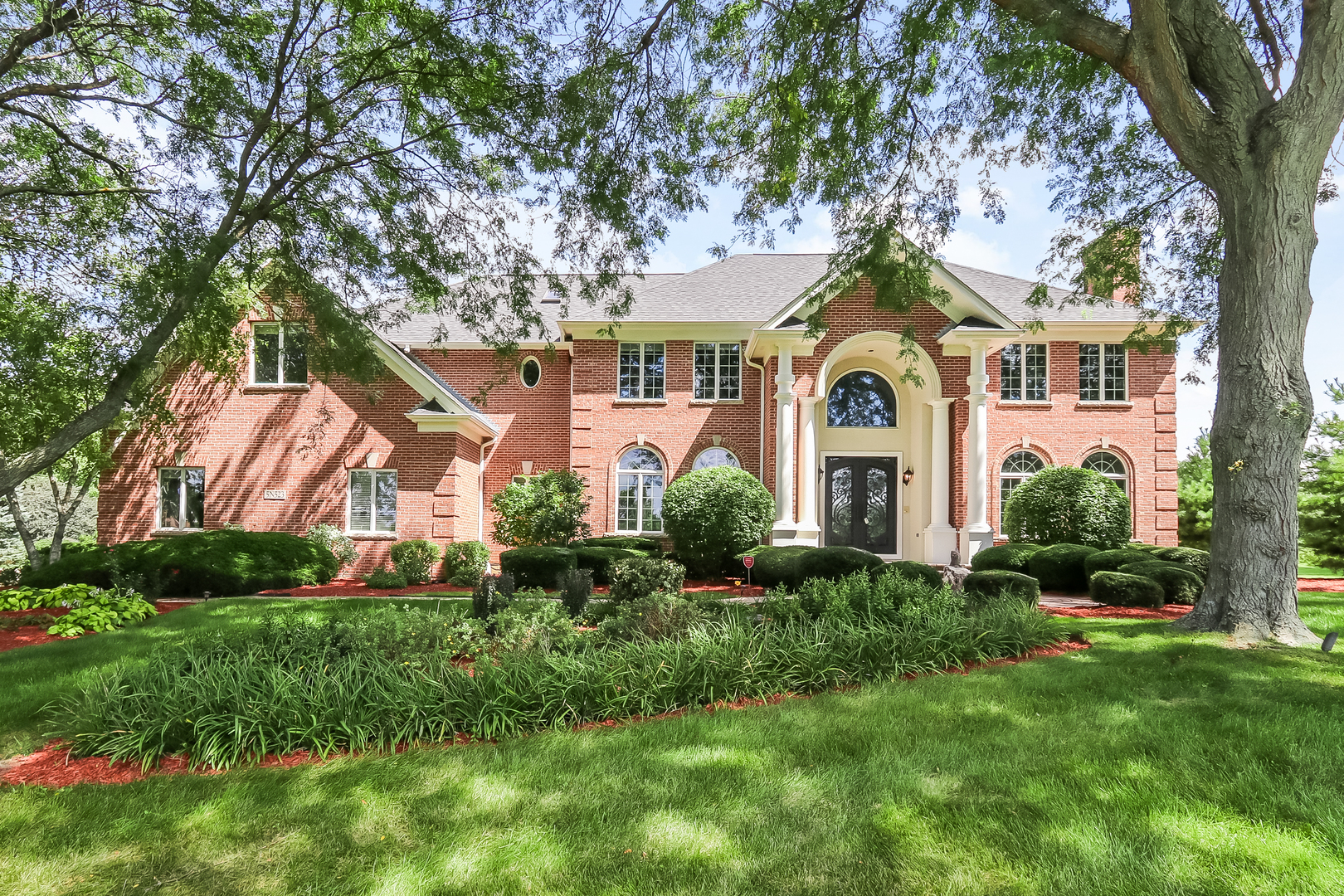 5N523 E Lakeview Circle