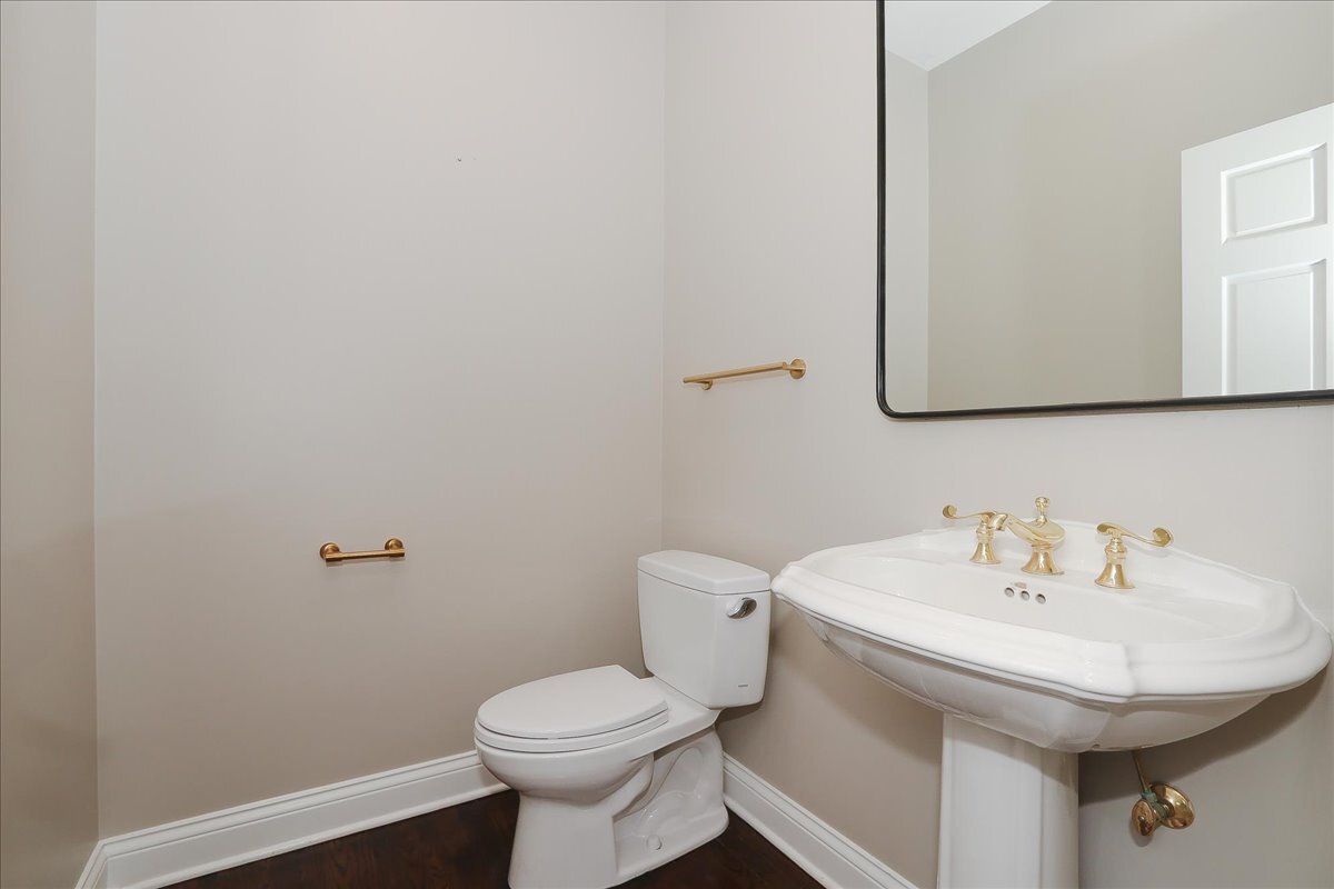 5n523 E Lakeview Circle Property Photo 20