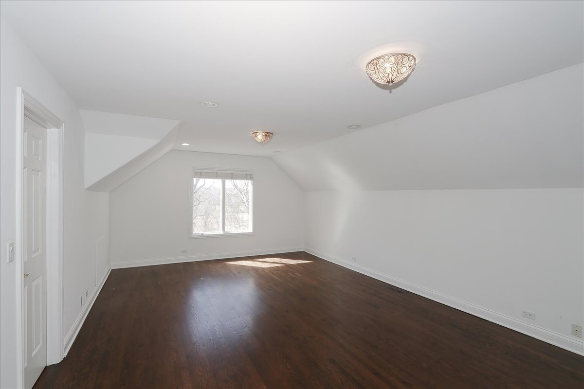 5n523 E Lakeview Circle Property Photo 35