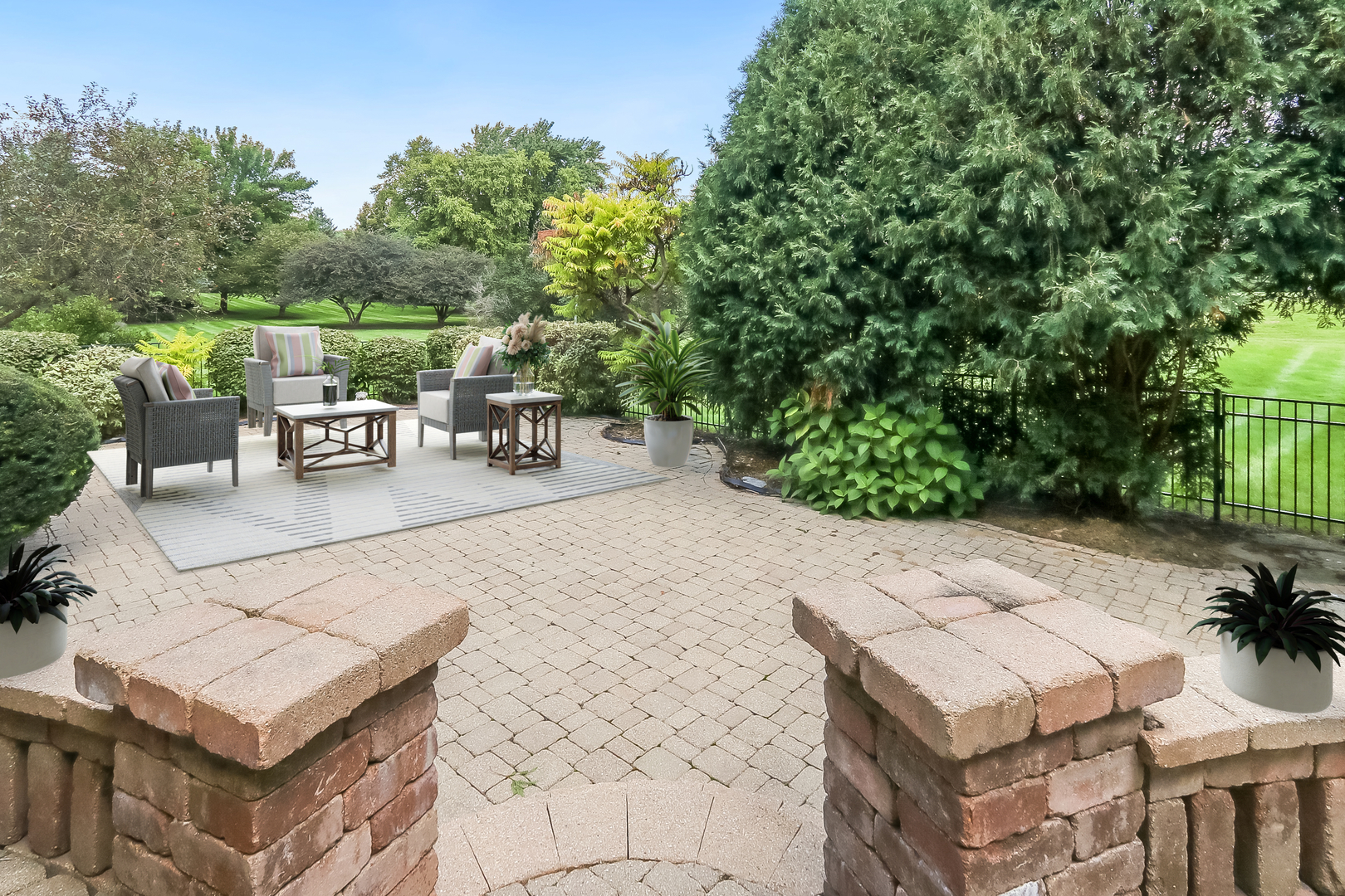 5n523 E Lakeview Circle Property Photo 45