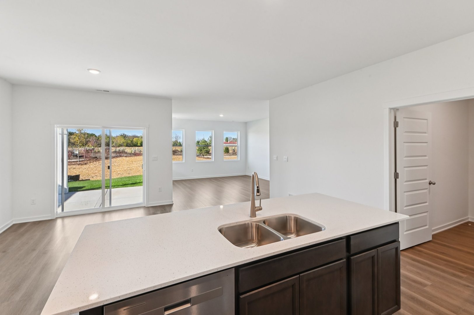 14565 S Greenbriar Drive Property Photo 15