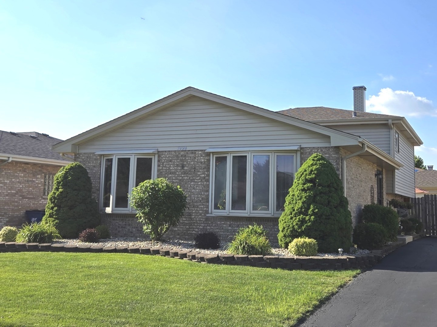 5224 W 121st Place Property Photo 1