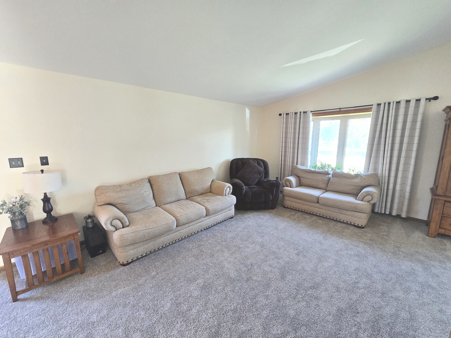 5224 W 121st Place Property Photo 5