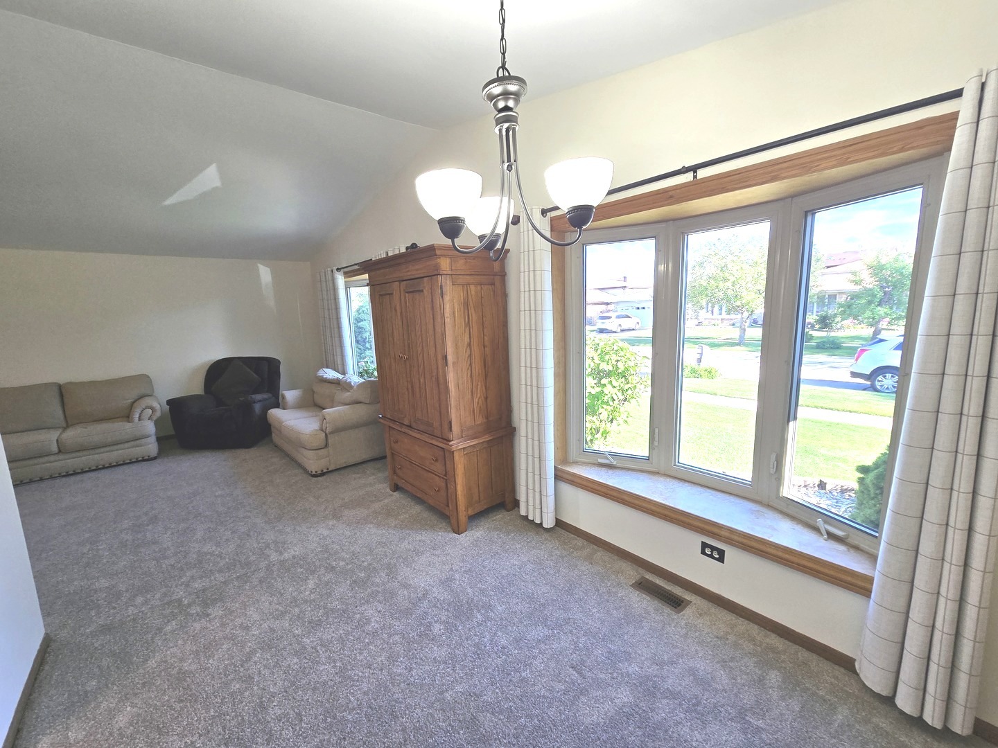 5224 W 121st Place Property Photo 7
