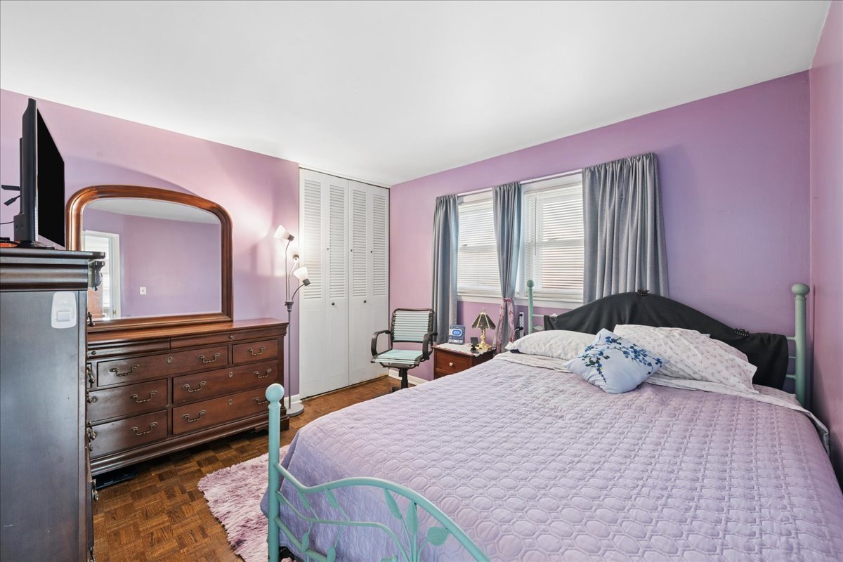 5026 N Michigan Avenue Property Photo 7