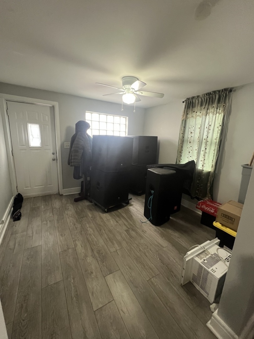 15704 Willard Avenue Property Photo 8