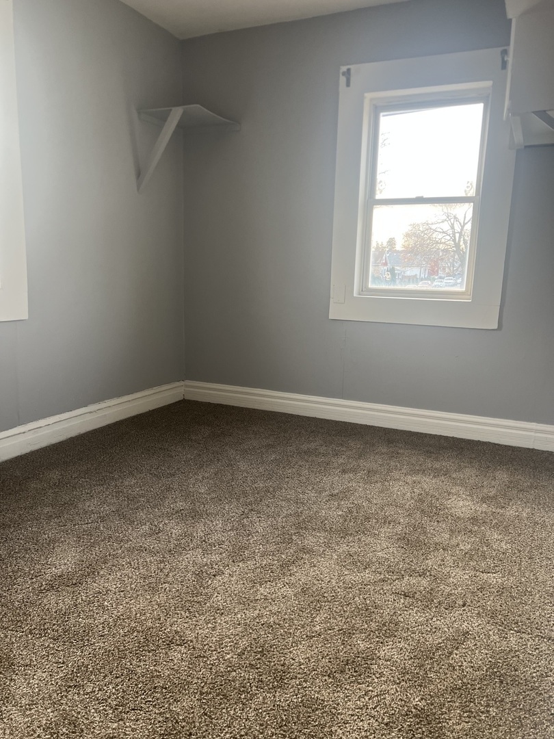 15704 Willard Avenue Property Photo 23