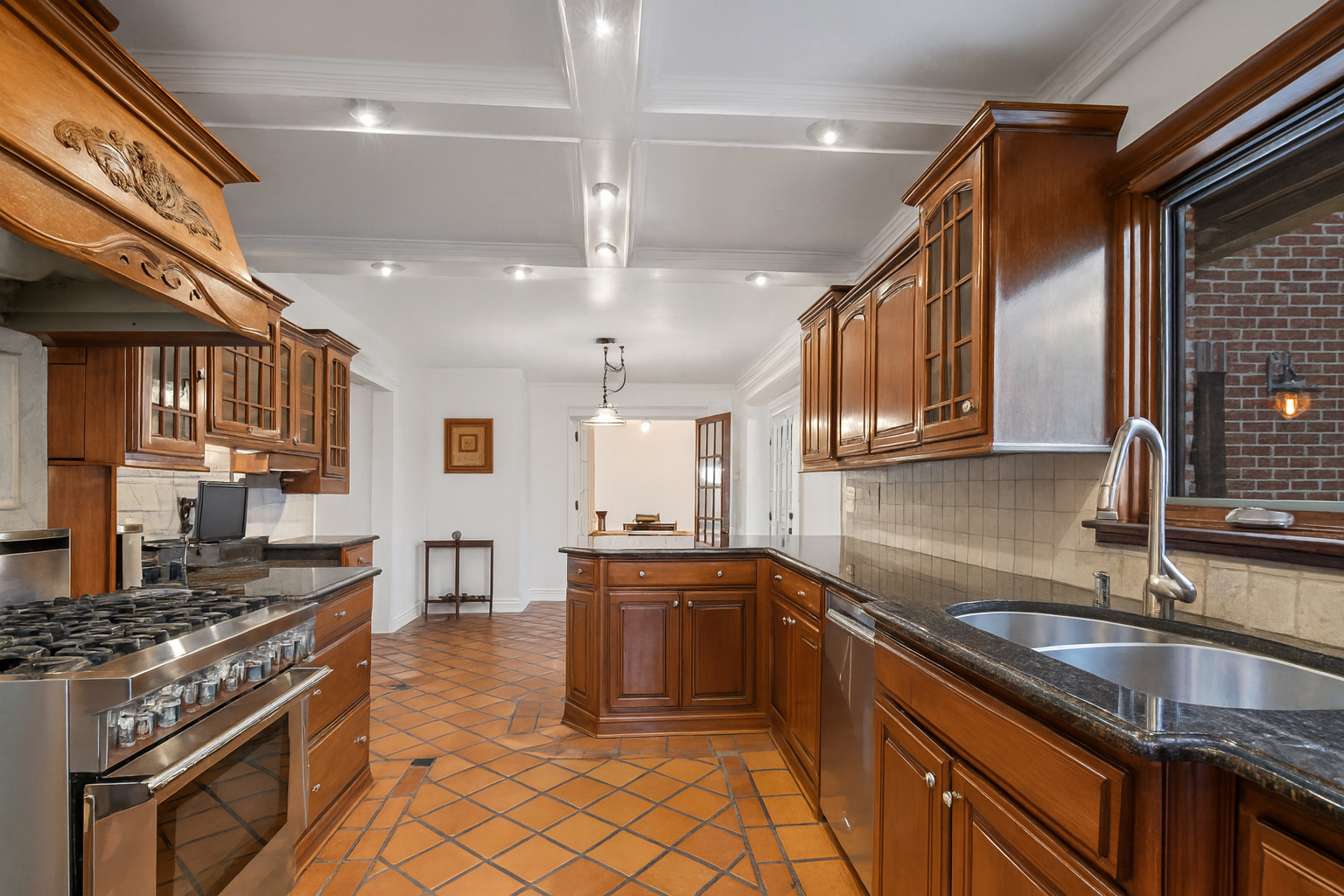 9435 Central Park Avenue Property Photo 6