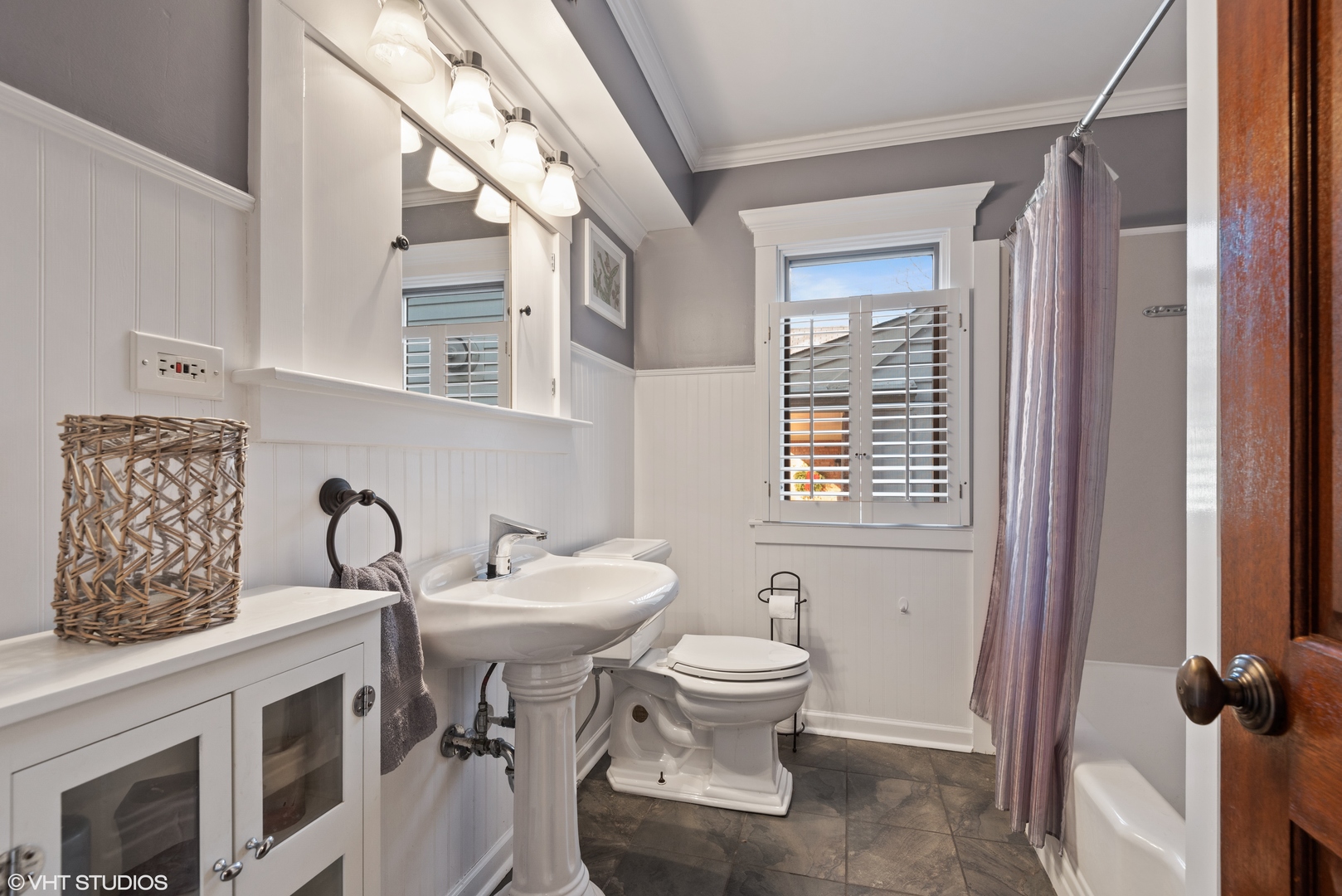 9435 Central Park Avenue Property Photo 15
