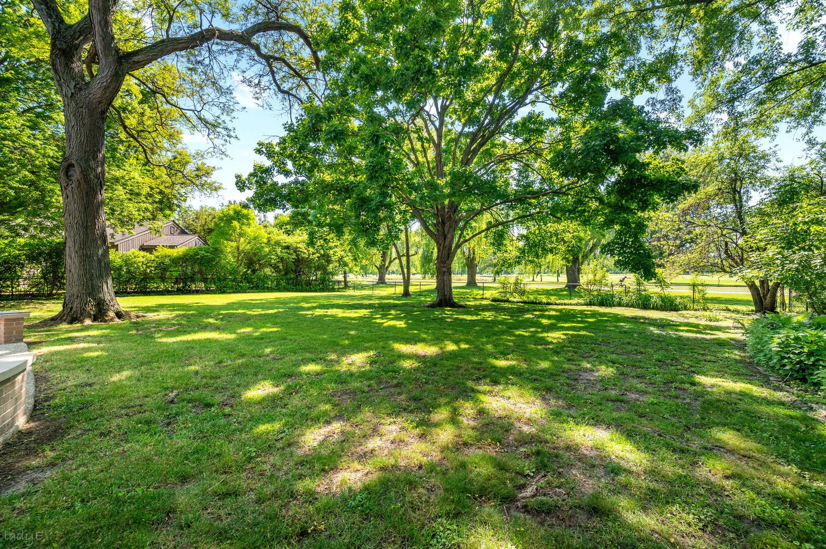 1360 Sunview Lane Property Photo 3
