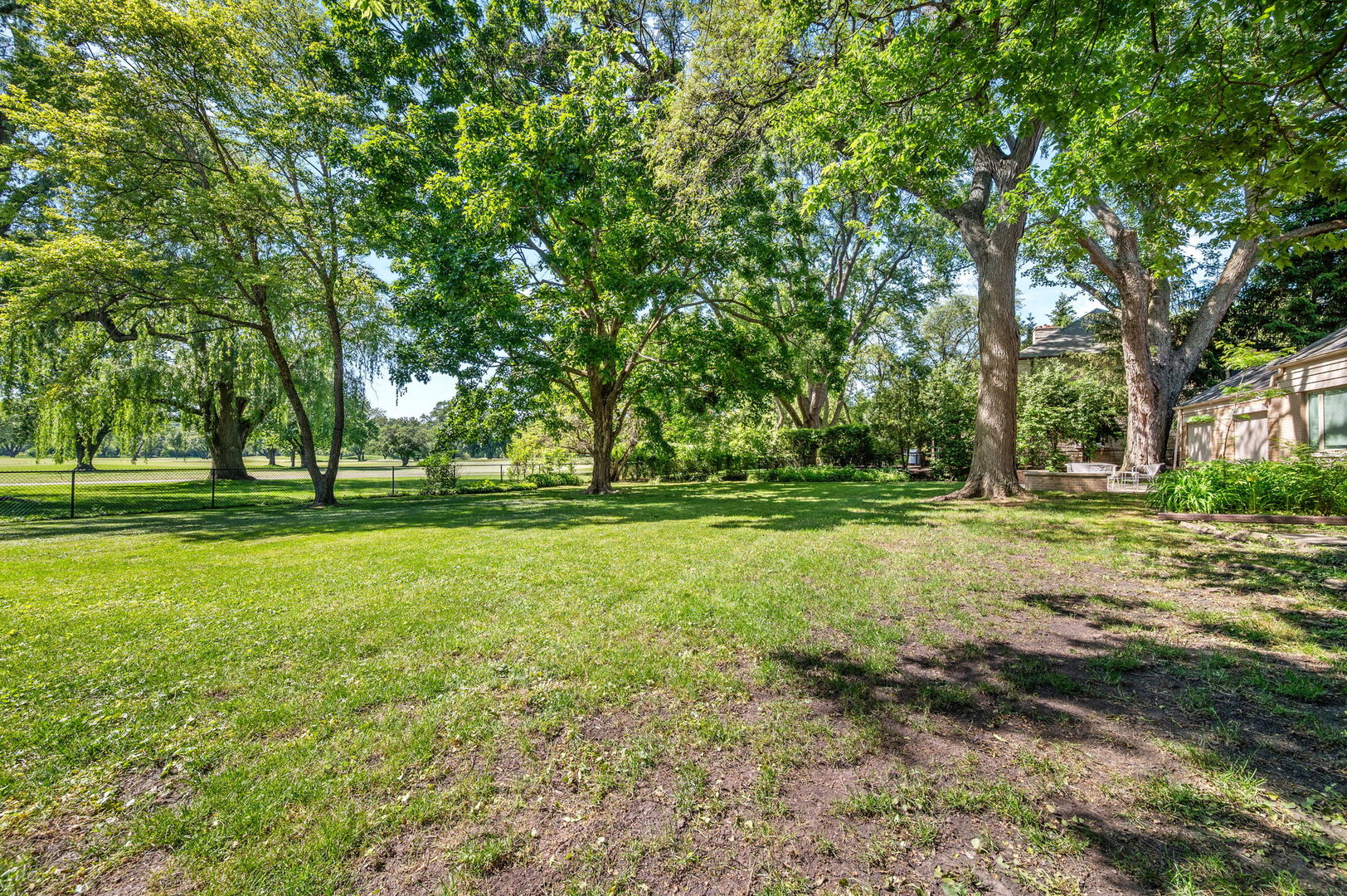 1360 Sunview Lane Property Photo 4