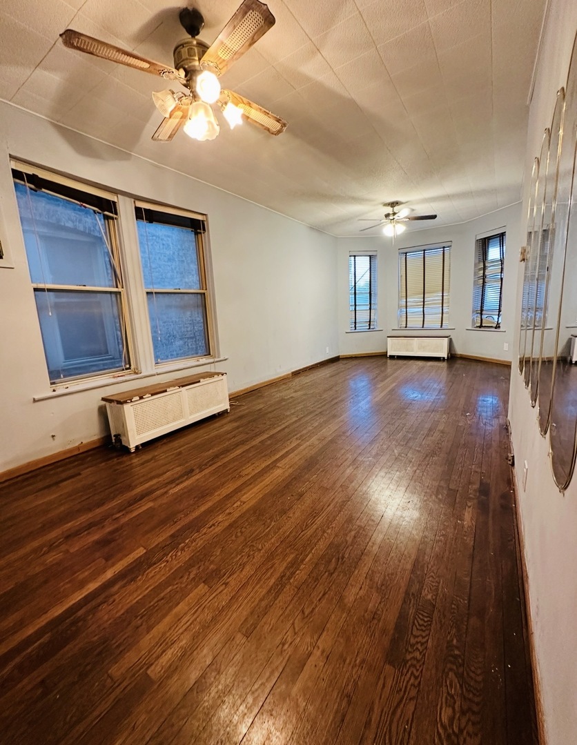 743 E 69th Place Property Photo 15