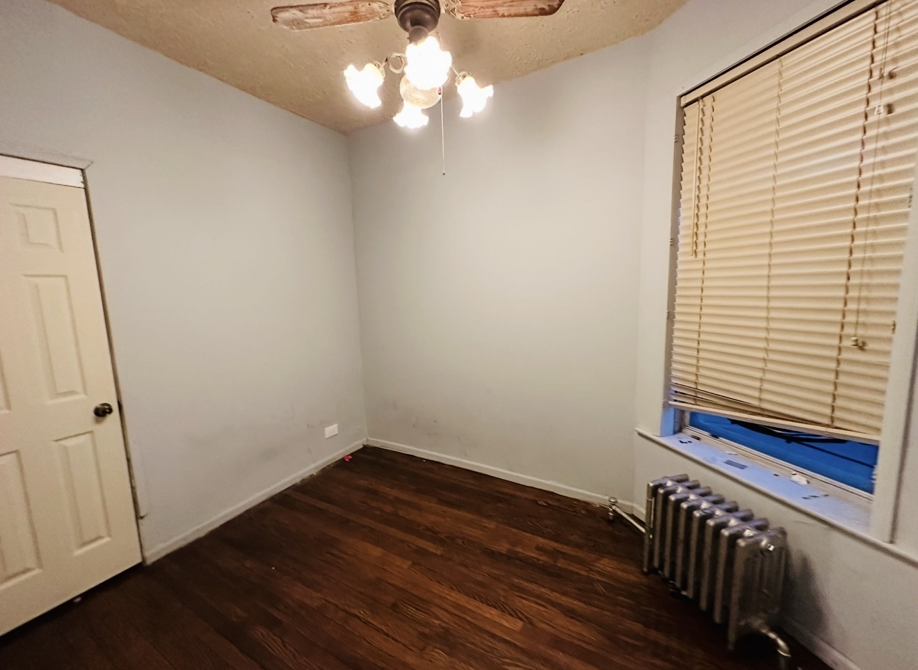 743 E 69th Place Property Photo 19
