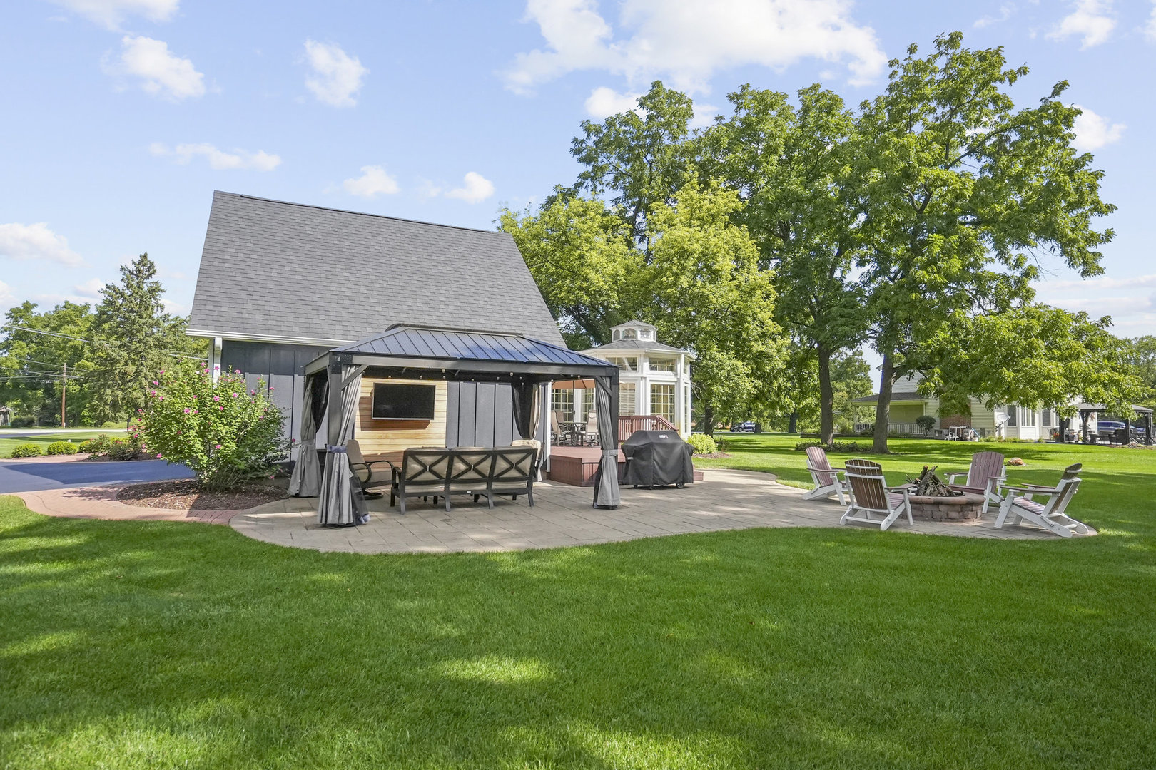 3614 Wolf Road Property Photo 39