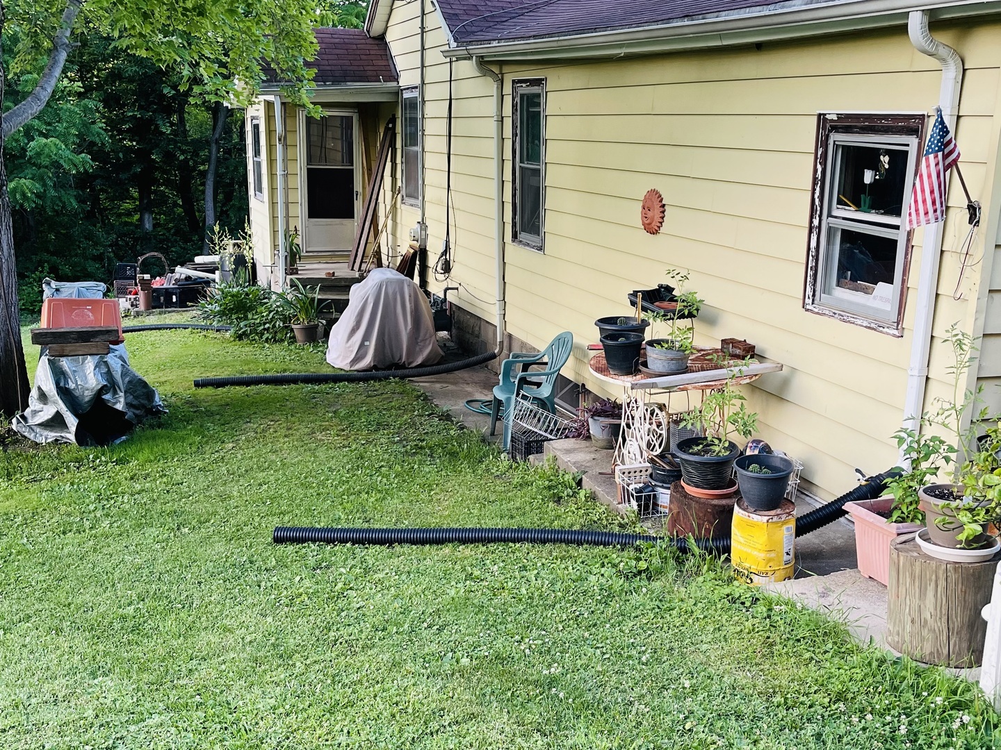 420 E 3rd Street Property Photo 2