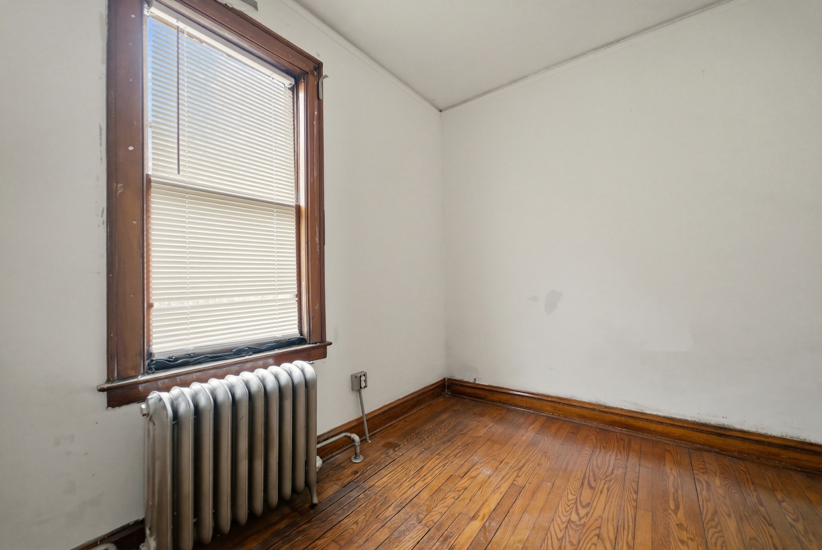 8659 S Kingston Avenue Property Photo 17