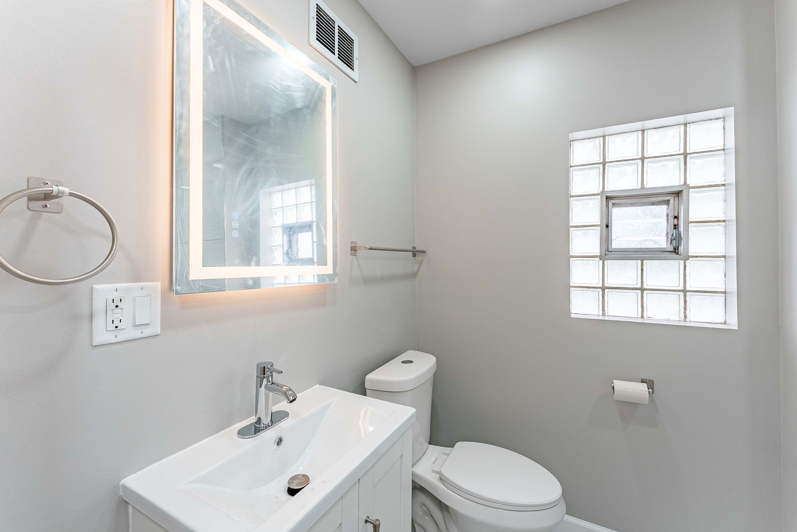 14459 Center Avenue Property Photo 10