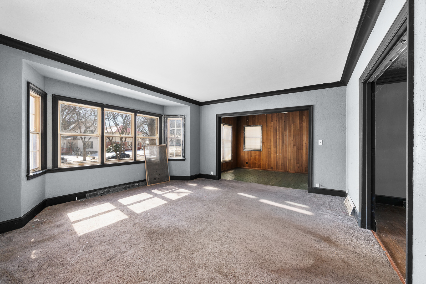 1012 5th Avenue Property Photo 9