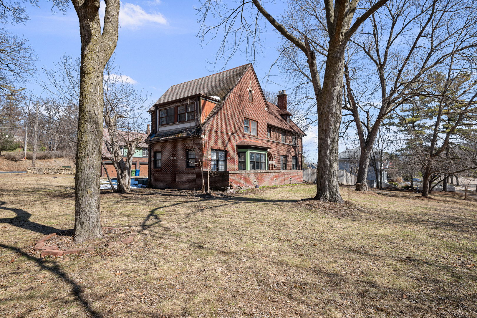 1012 5th Avenue Property Photo 38