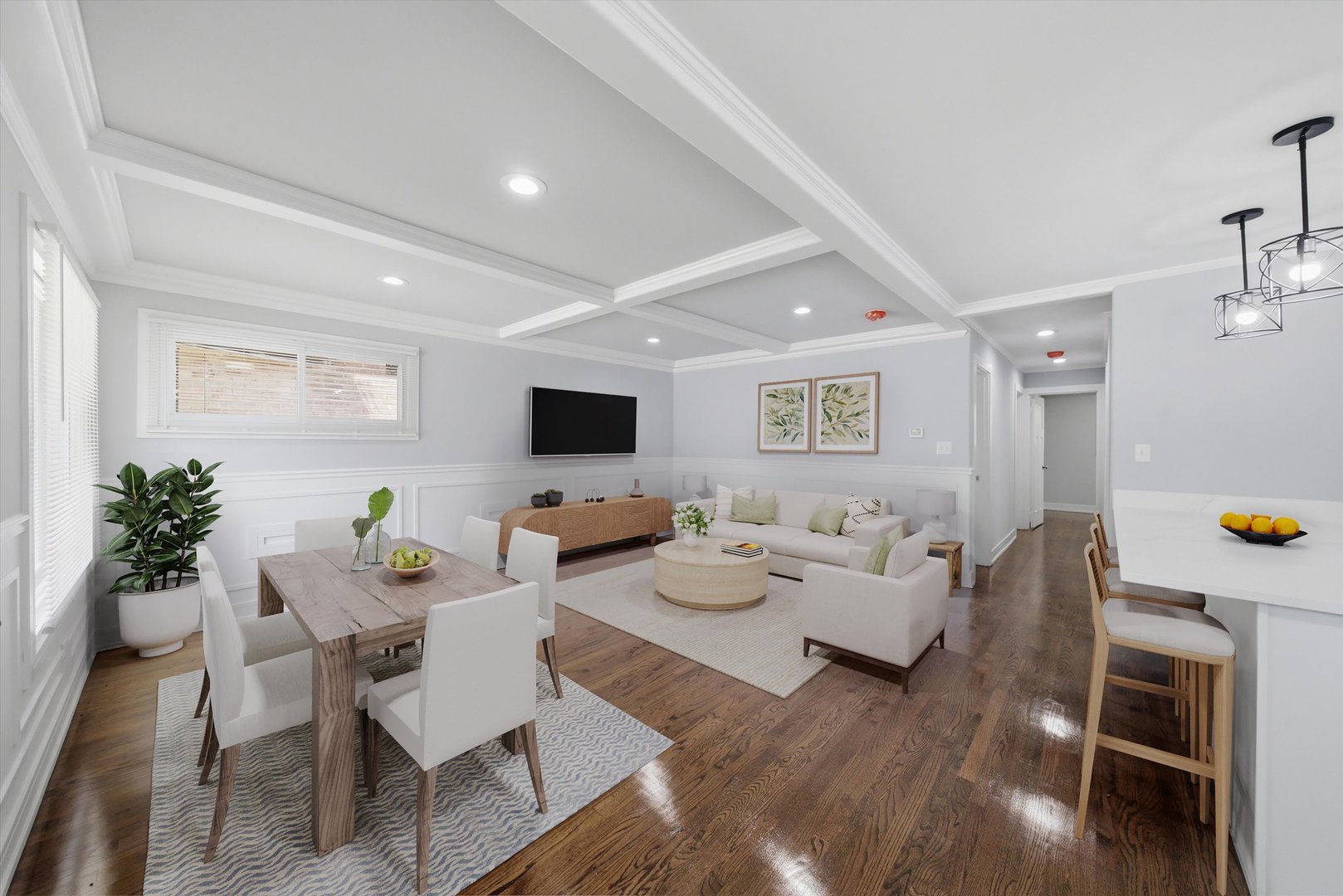 14807 Wood Street Property Photo 4