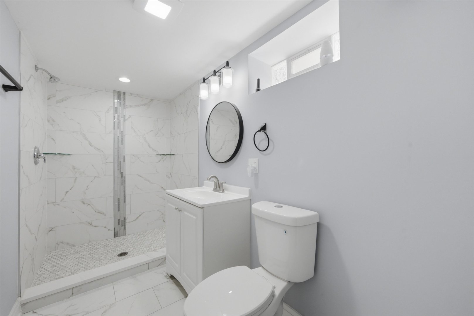 14807 Wood Street Property Photo 8