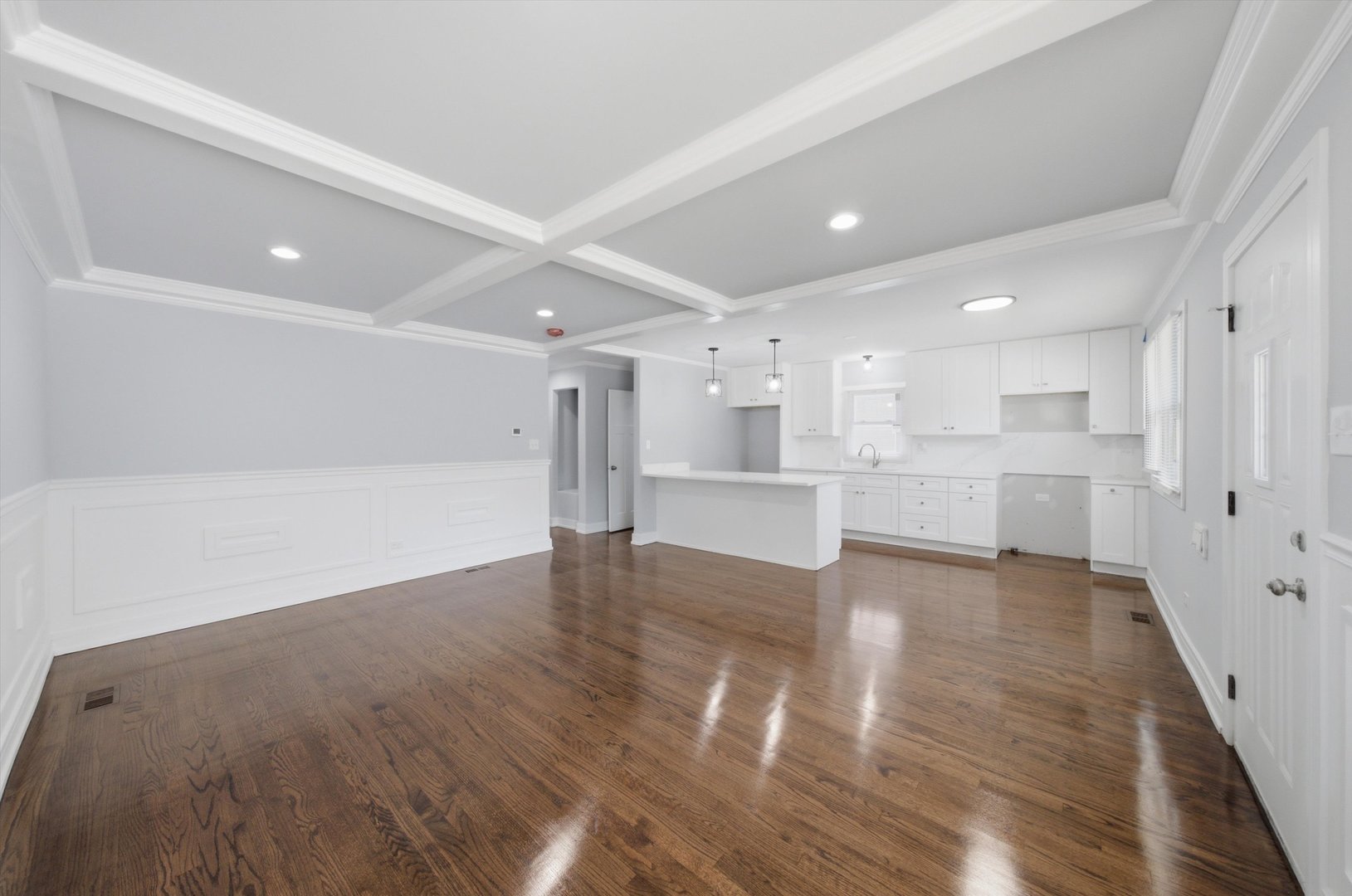 14807 Wood Street Property Photo 17