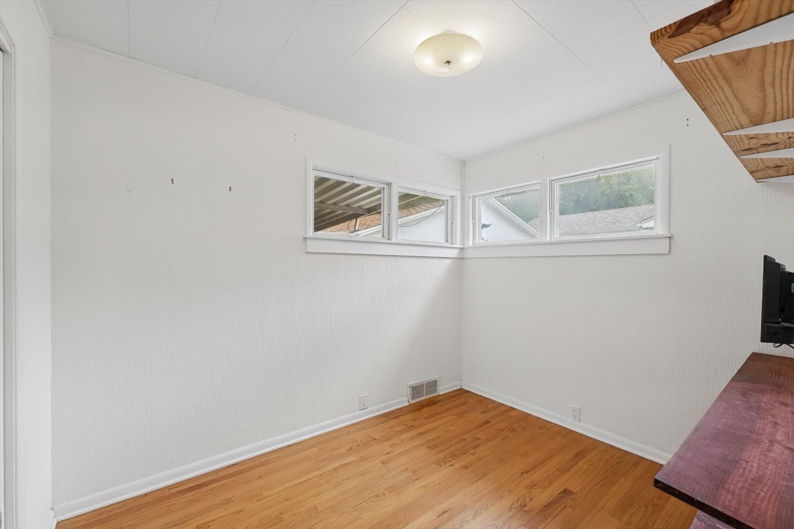 705 Dover Place Property Photo 19