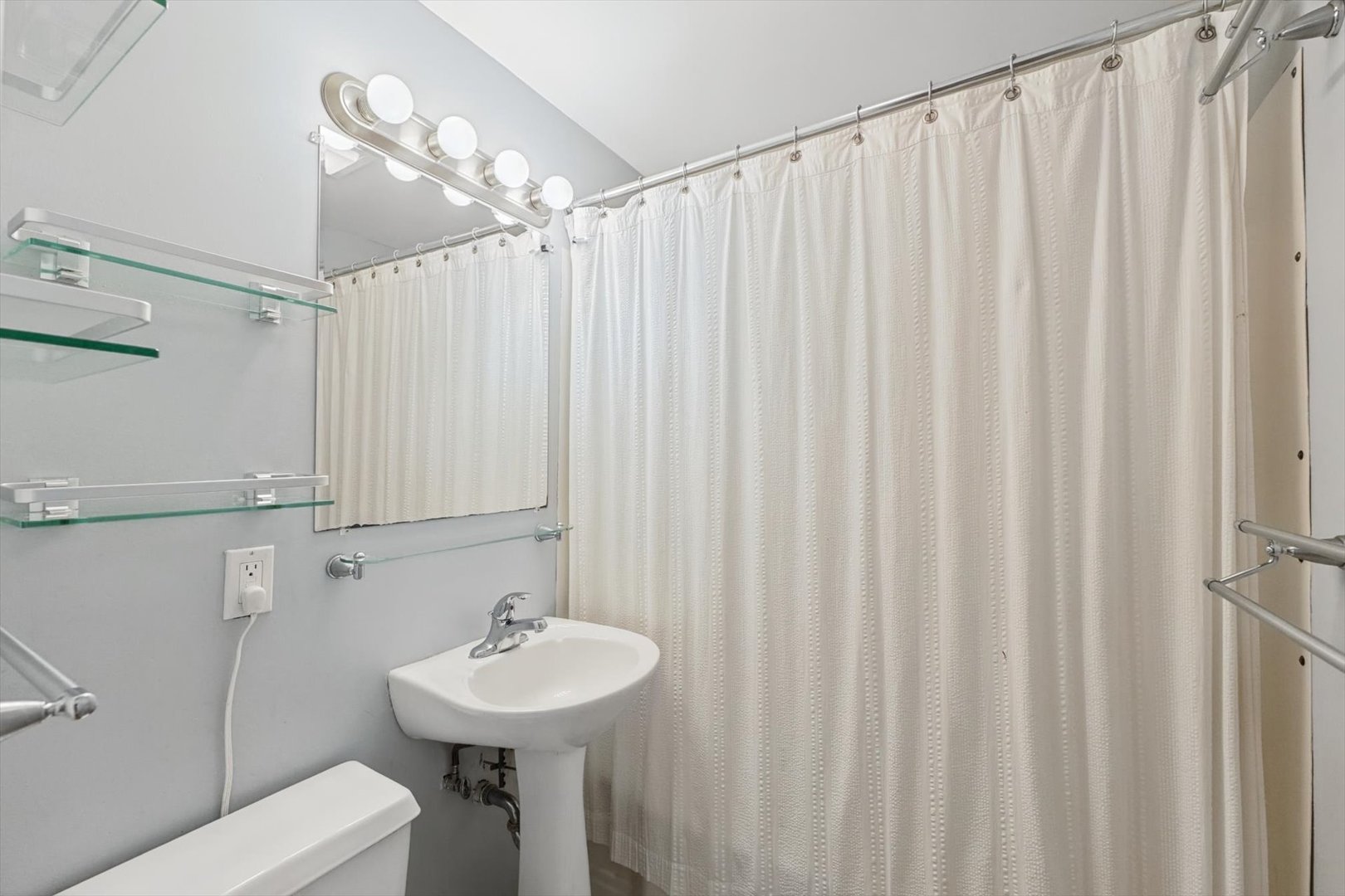 705 Dover Place Property Photo 25
