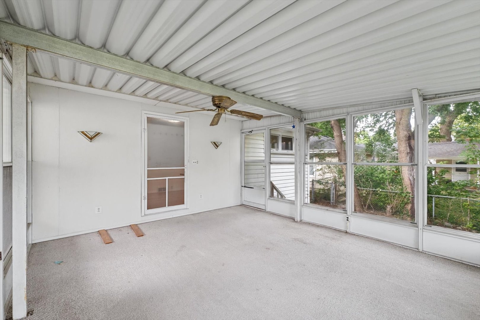 705 Dover Place Property Photo 33