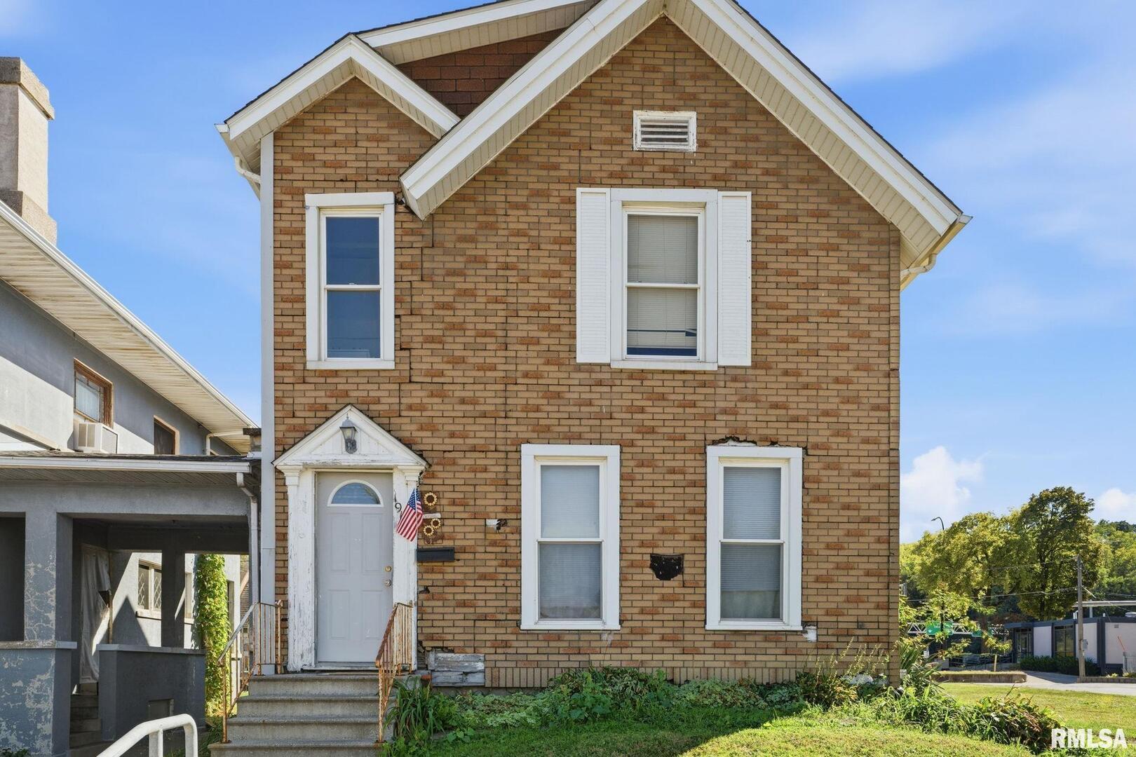 1918 6TH Avenue