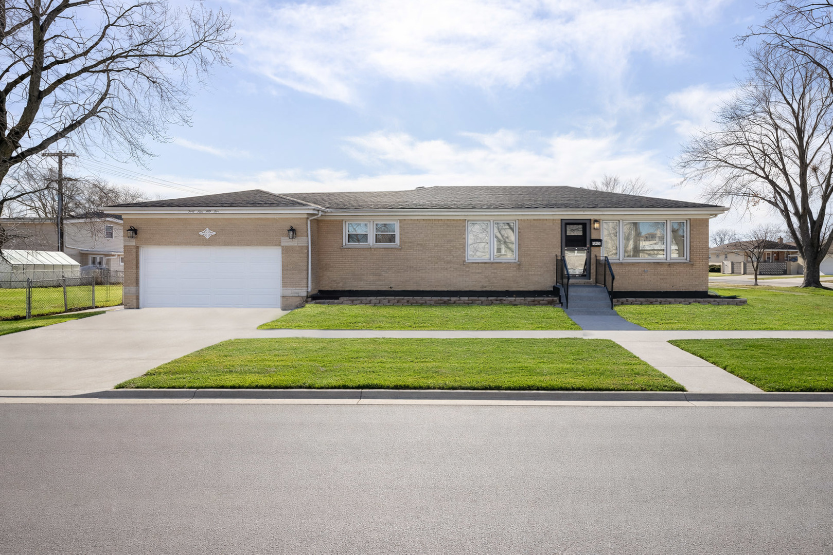 4955 N Delphia Avenue Property Photo 1