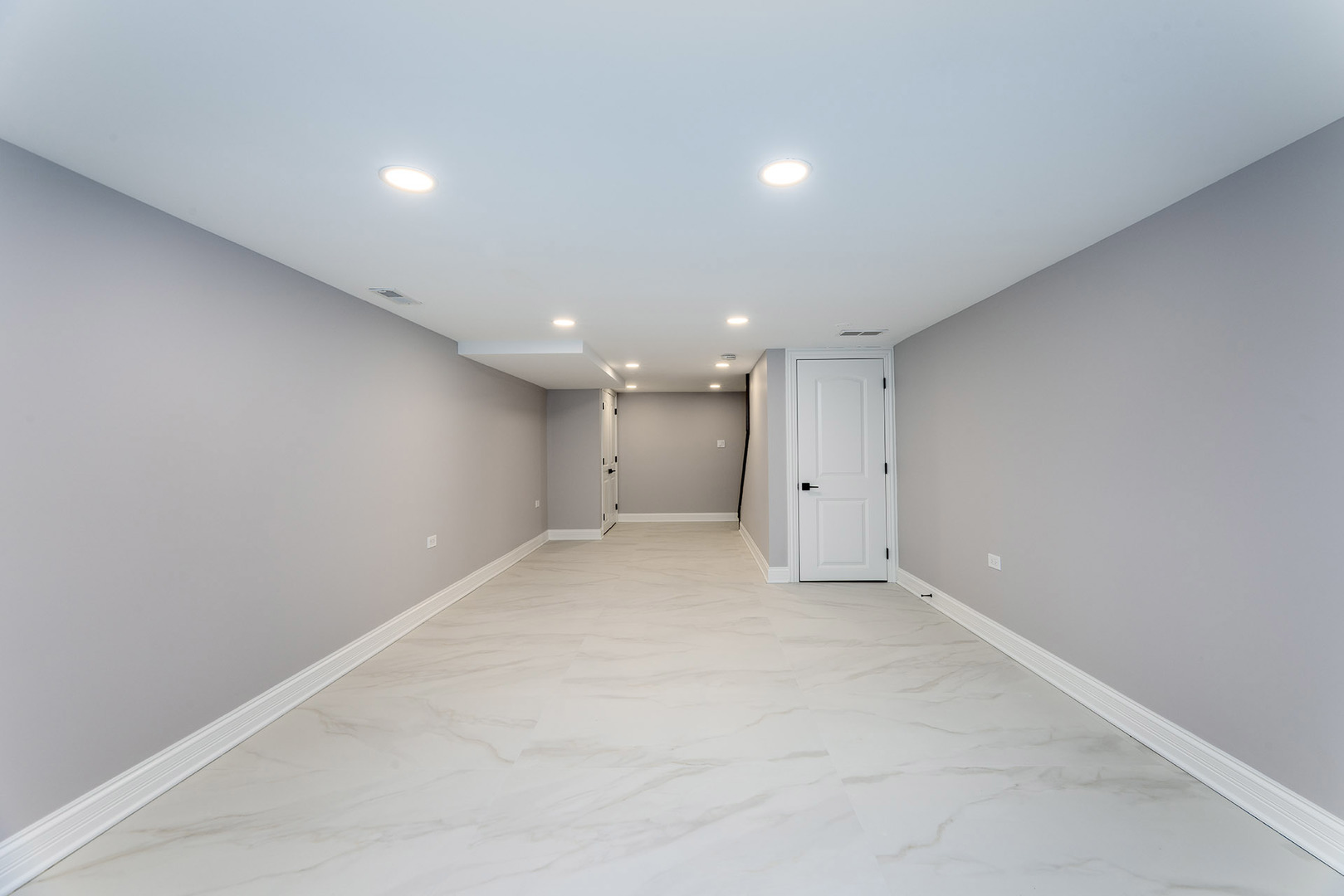 4955 N Delphia Avenue Property Photo 28