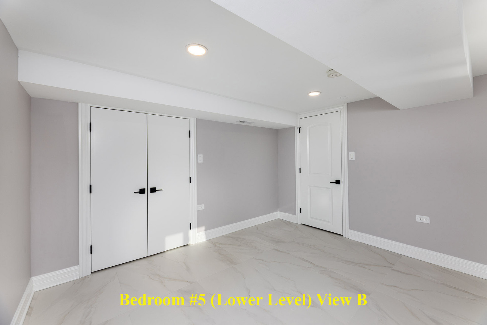 4955 N Delphia Avenue Property Photo 35