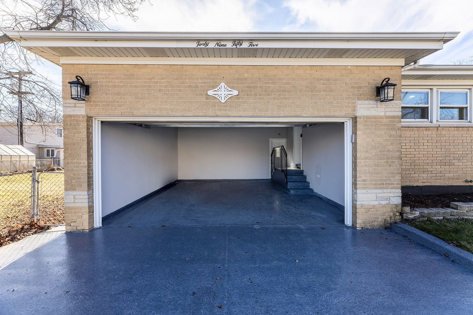 4955 N Delphia Avenue Property Photo 40