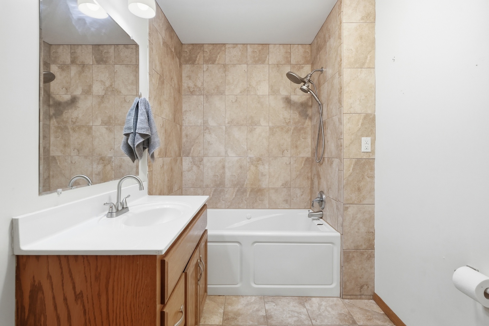 370 Oakwood Drive Property Photo 16