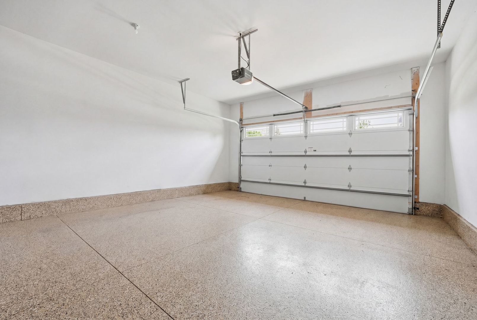 1934 Parkside Drive Property Photo 38