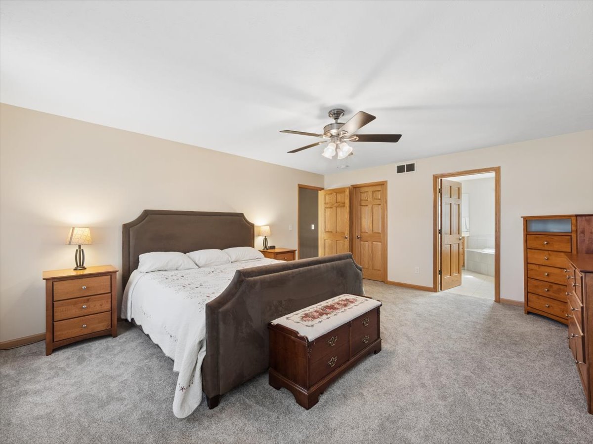 12743 Vestas Place Property Photo 10