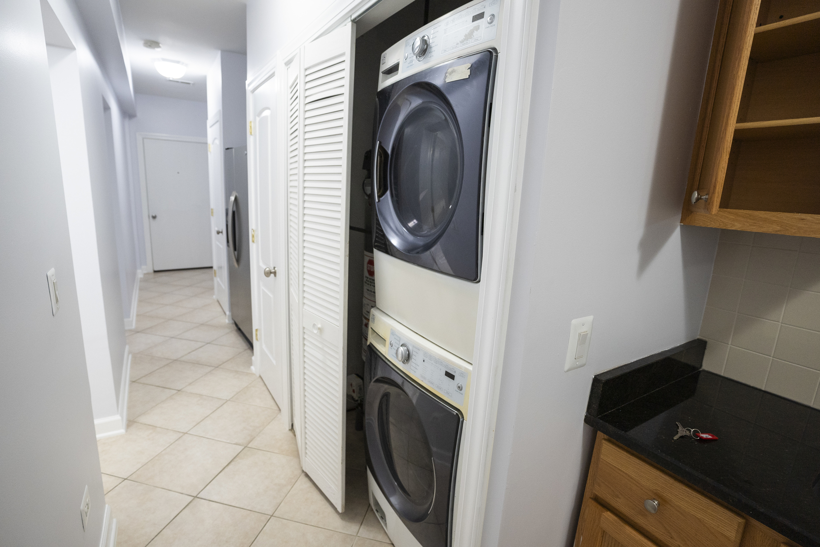 2416 N Greenview Avenue G Property Photo 12