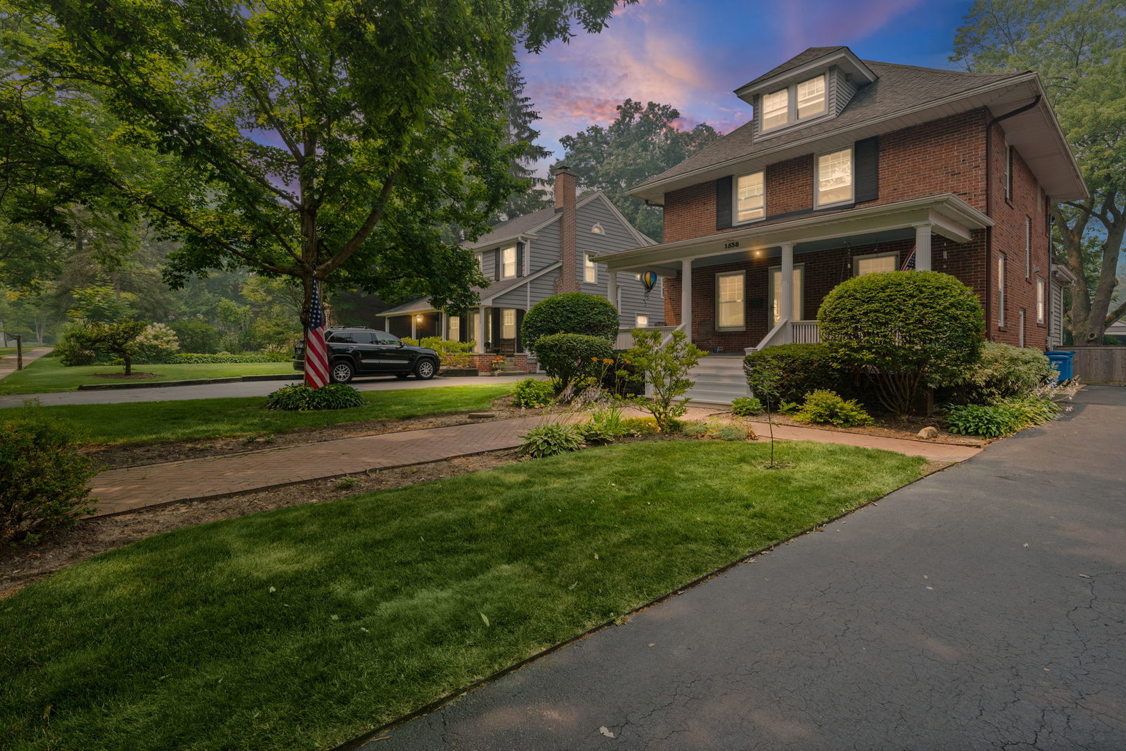 1538 Oakwood Avenue Property Photo 1