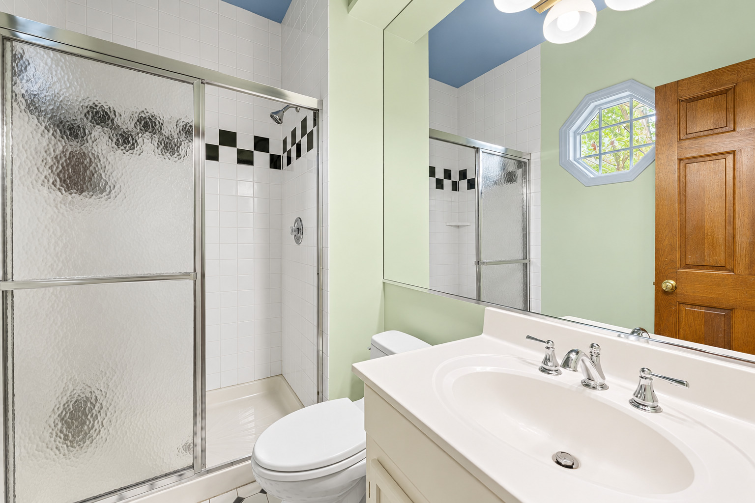 1538 Oakwood Avenue Property Photo 19