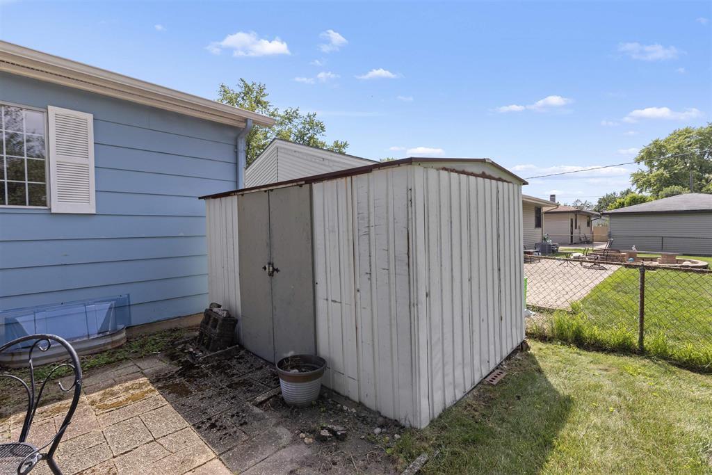 2112 Maple Avenue Property Photo 5