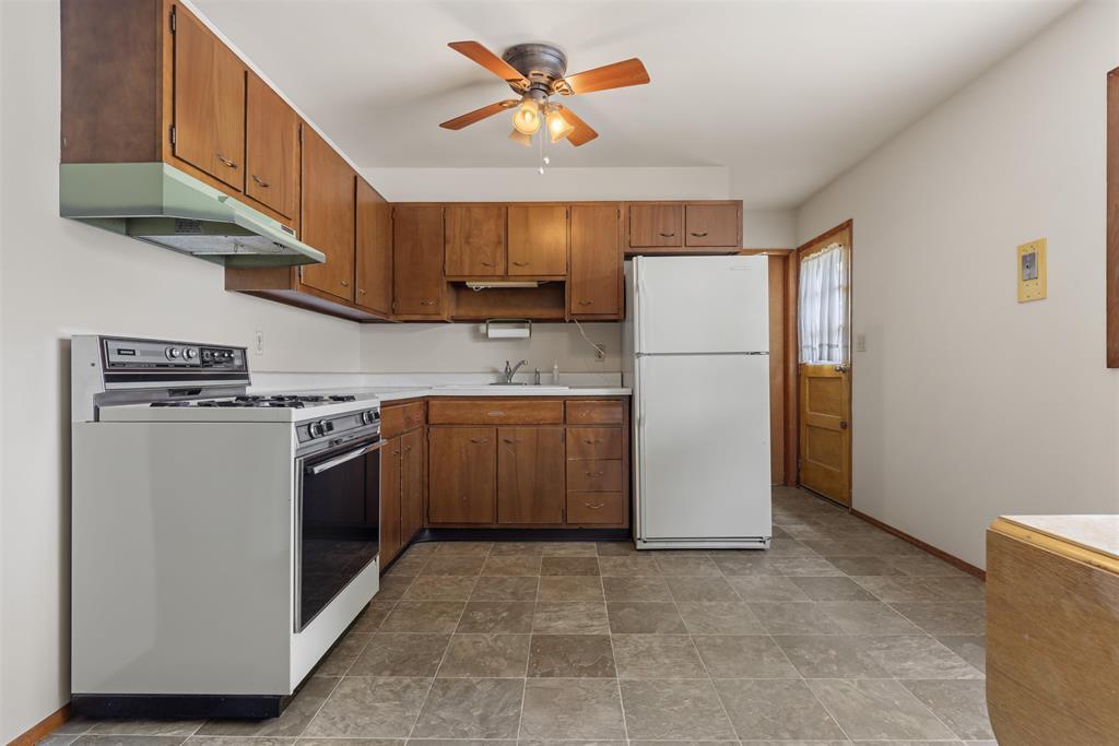 2112 Maple Avenue Property Photo 8