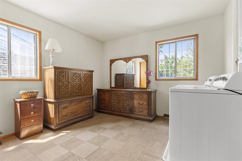 2112 Maple Avenue Property Photo 14