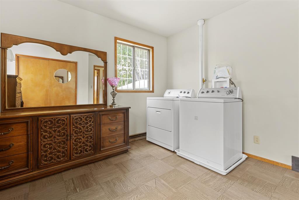 2112 Maple Avenue Property Photo 15