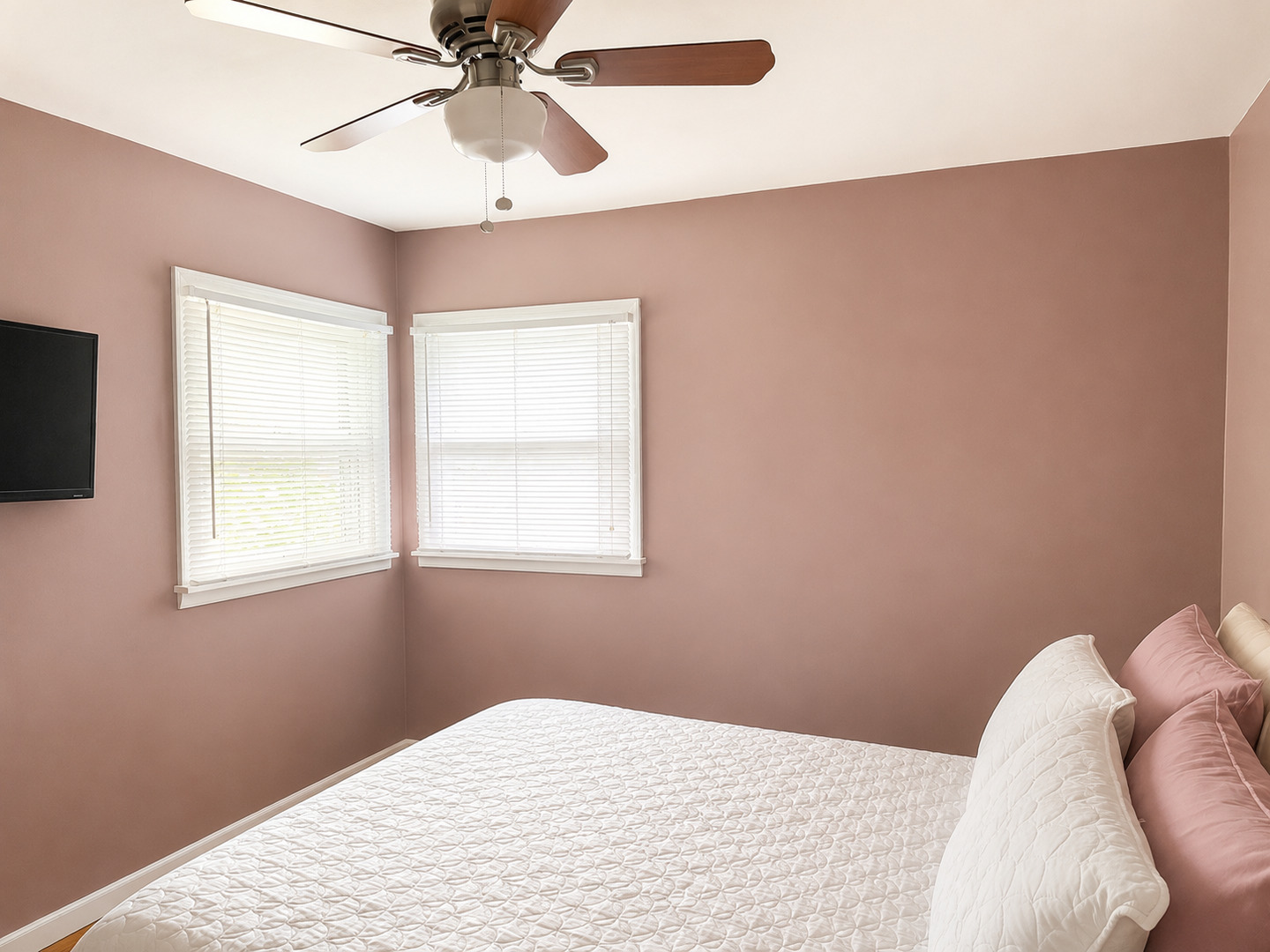 2805 Wall Avenue Property Photo 9