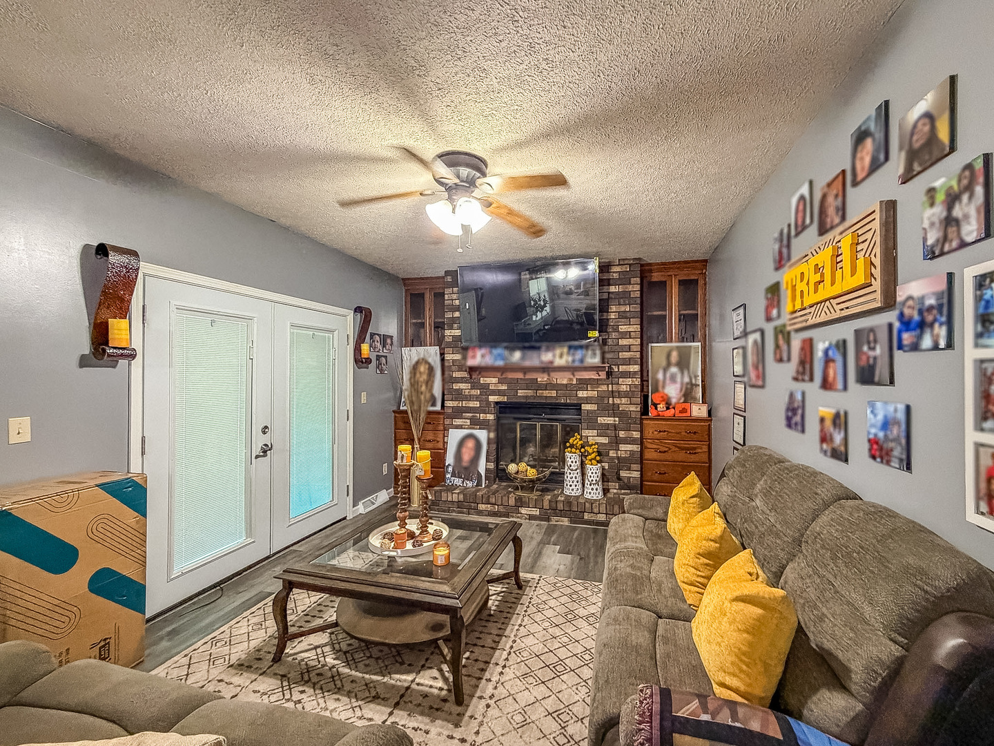 1015 Cambridge Drive Property Photo 8