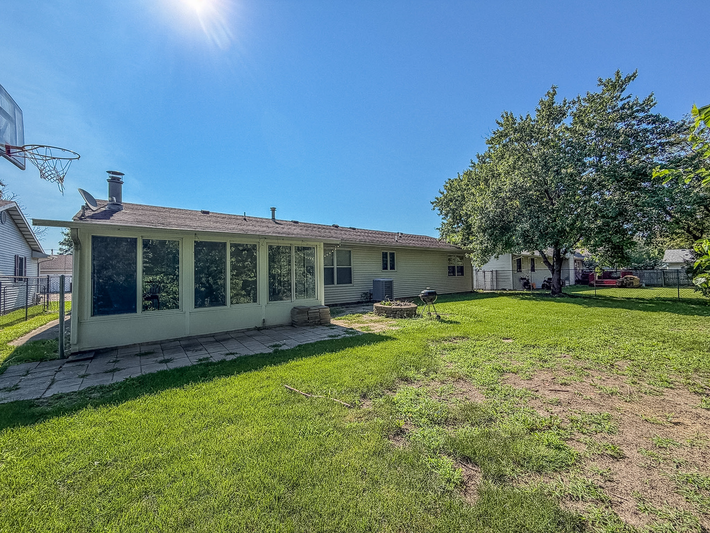 1015 Cambridge Drive Property Photo 32