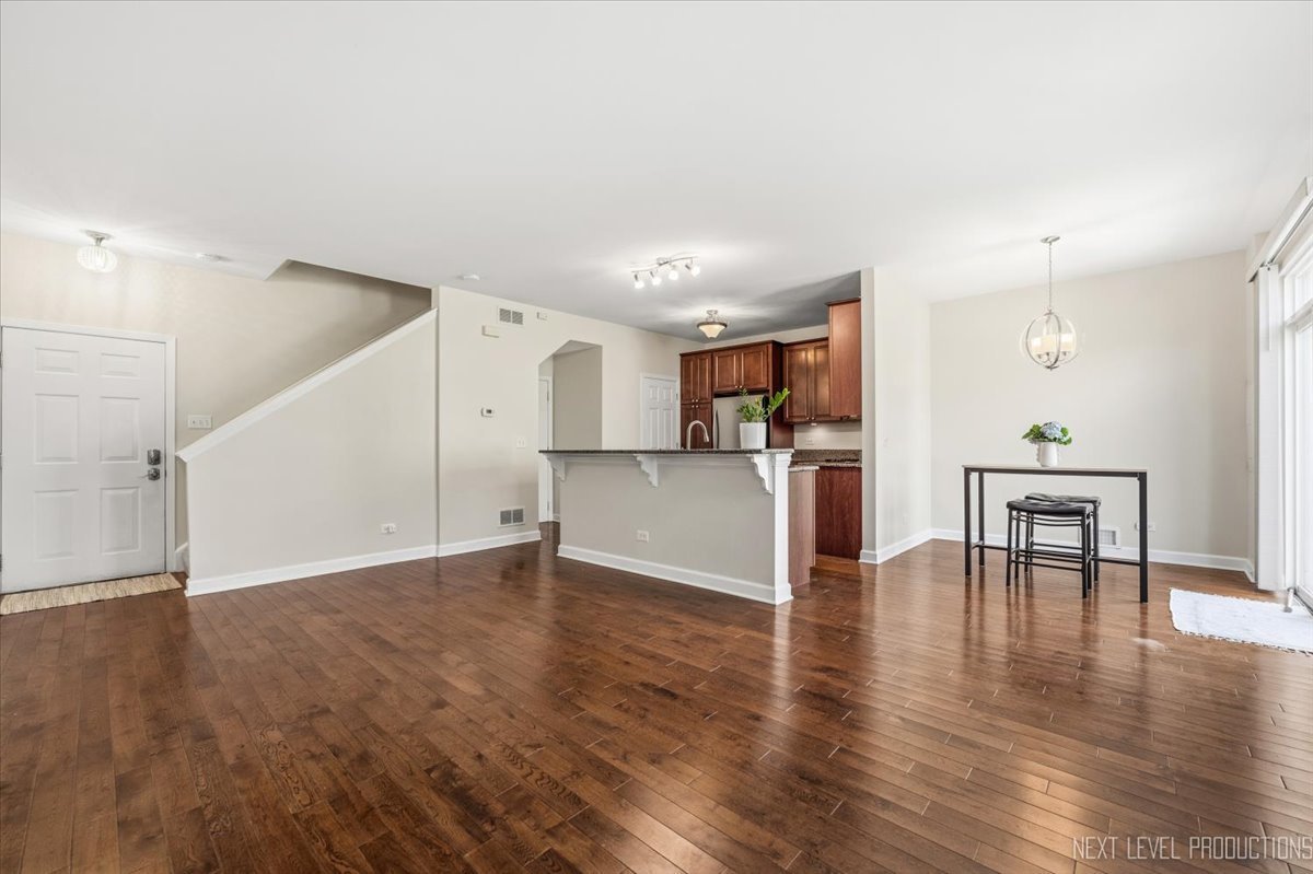5015 Montauk Drive Property Photo 8