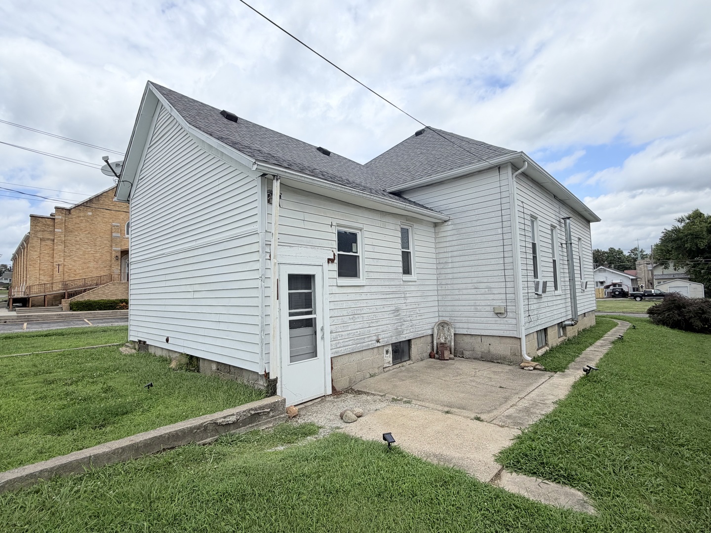 1163 1st Street Property Photo 8